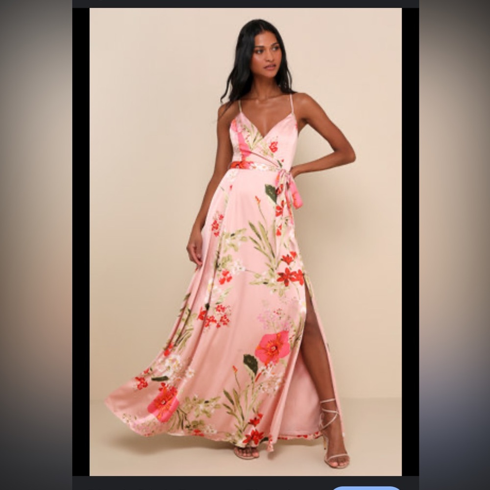 Lulus Pink Floral Maxi Dress size M